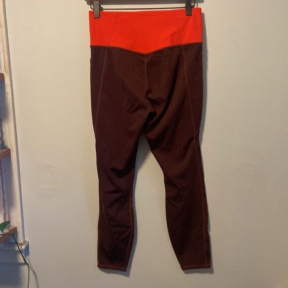 Athleta Red Orange & Maroon Tenacity 7/8 Tights Size Medium - Picture 4 of 9